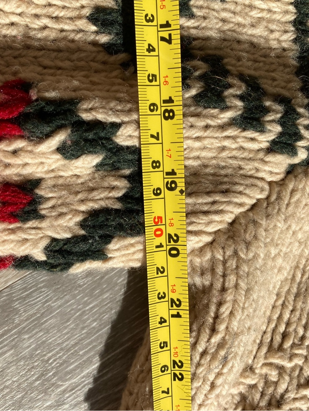 Eddie Bauer Beige Shawl Cardigan with Red & Dark Green Wool Tribal Pattern Hand - Picture 11 of 12